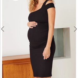 Black one shoulder maternity dress Isabella oliver